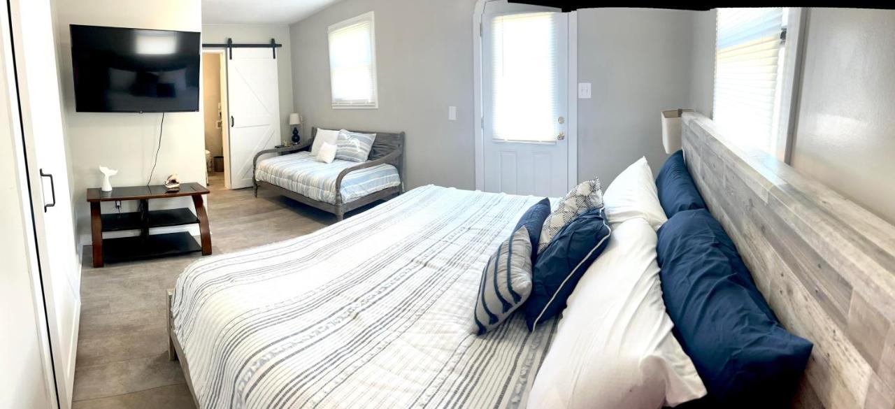 4/2 Home Close To Beach, Centrally Located! Gulfport Eksteriør billede